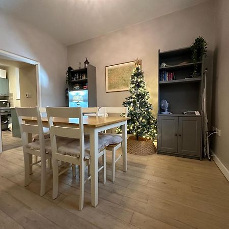Cotswold Chapel, Sleeps Up To 5 In Kingsize Beds Apartment Chipping Norton Exterior photo