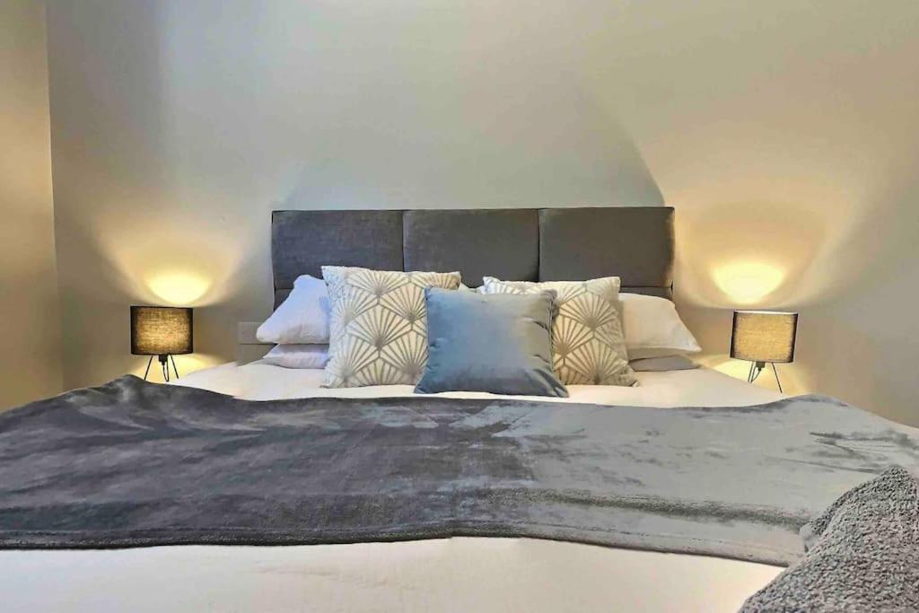 Cotswold Chapel, Sleeps Up To 5 In Kingsize Beds Apartment Chipping Norton Exterior photo