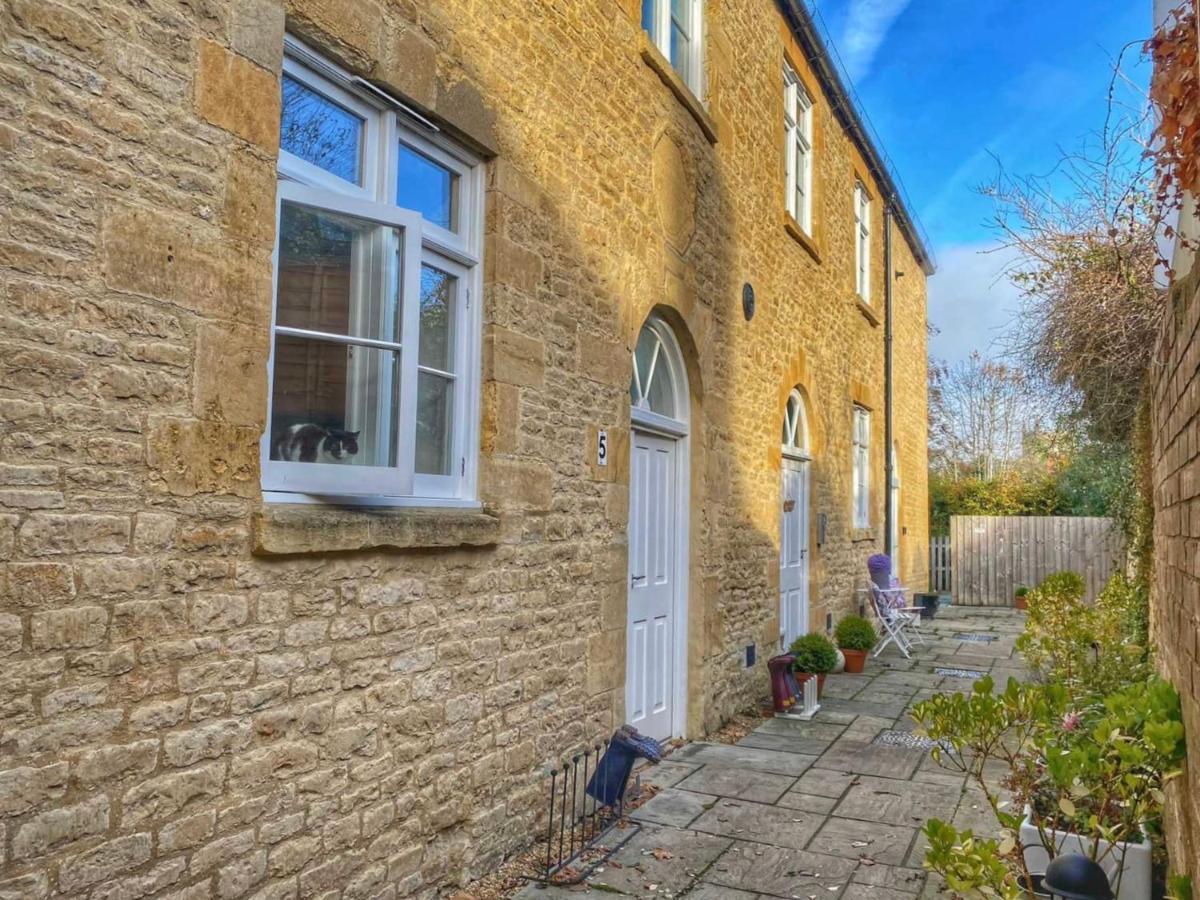 Cotswold Chapel, Sleeps Up To 5 In Kingsize Beds Apartment Chipping Norton Exterior photo